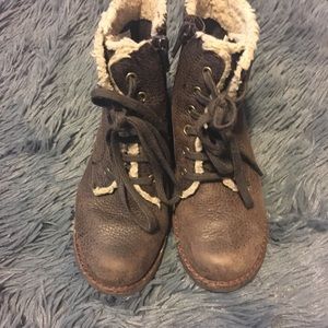 Clark leather brown boots